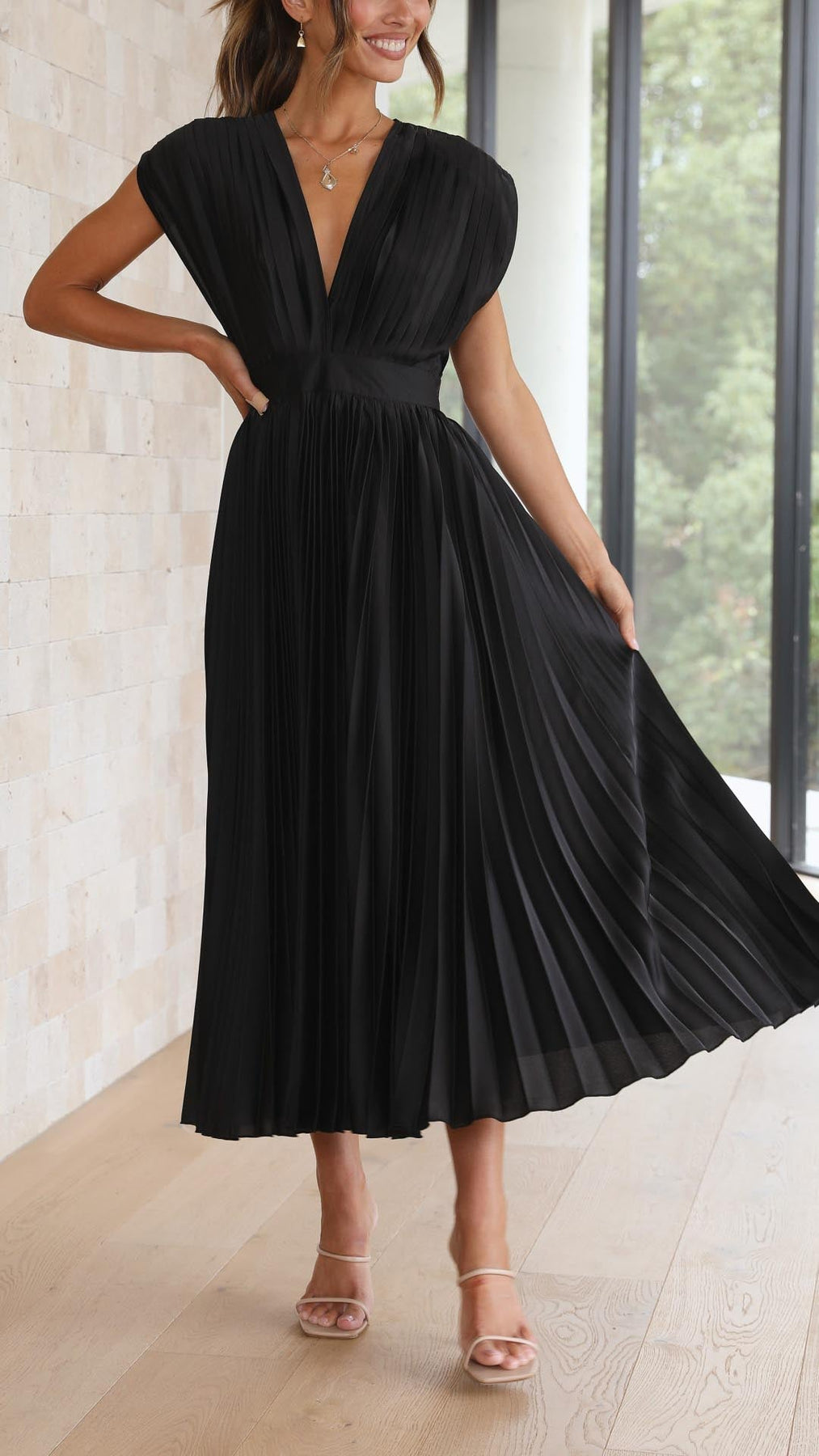 Iria - Abito Elegante a Pieghe